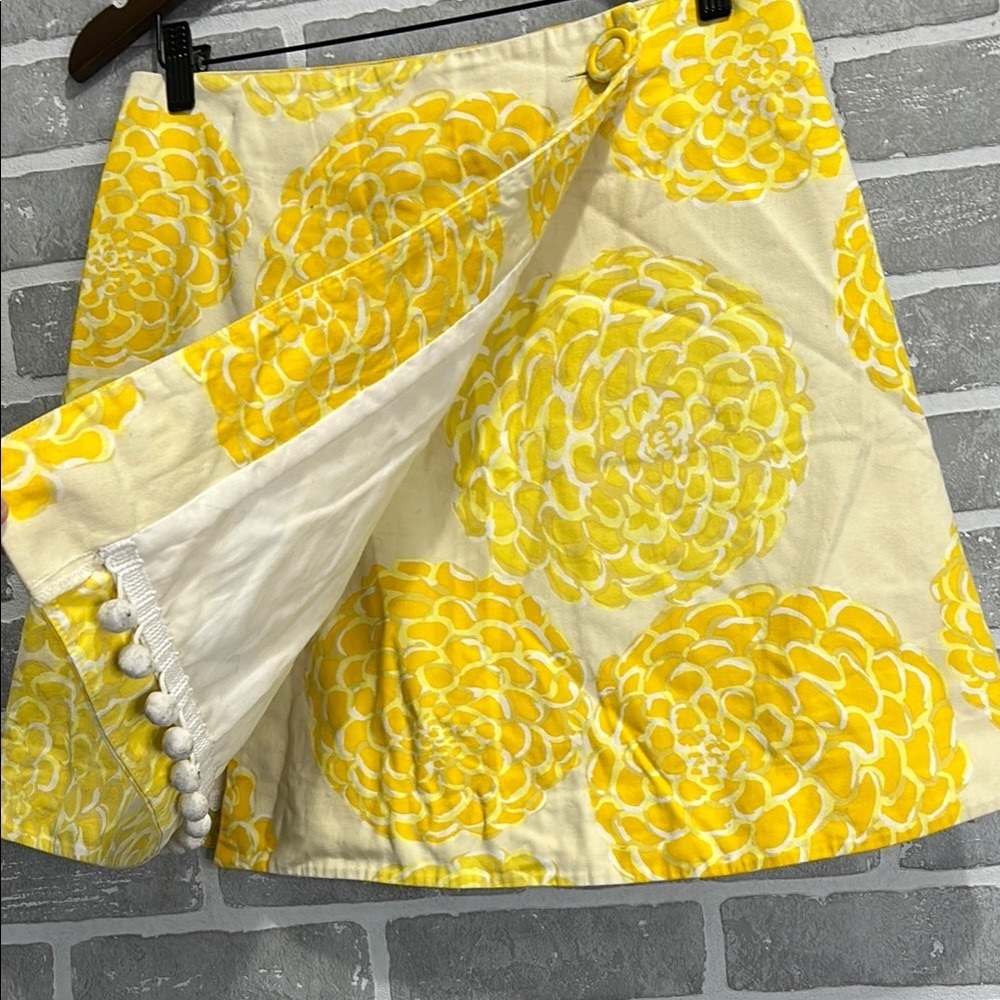 Lesley Evers Yellow and White A-Line Mini Skirt Floral Skirt‎ Women’s Size Small - Picture 3 of 10